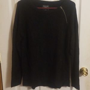Black Abercrombie sweater